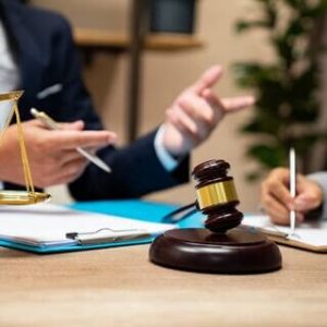 متقاضی یک داوری برای طلاق توافقی